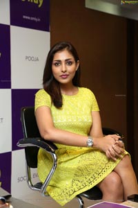 Madhu Shalini at Omly App Launch