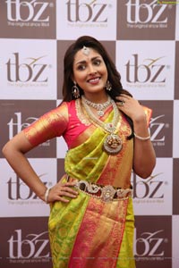 Madhu Shalini at TBZ Mangalam Collection Launch 