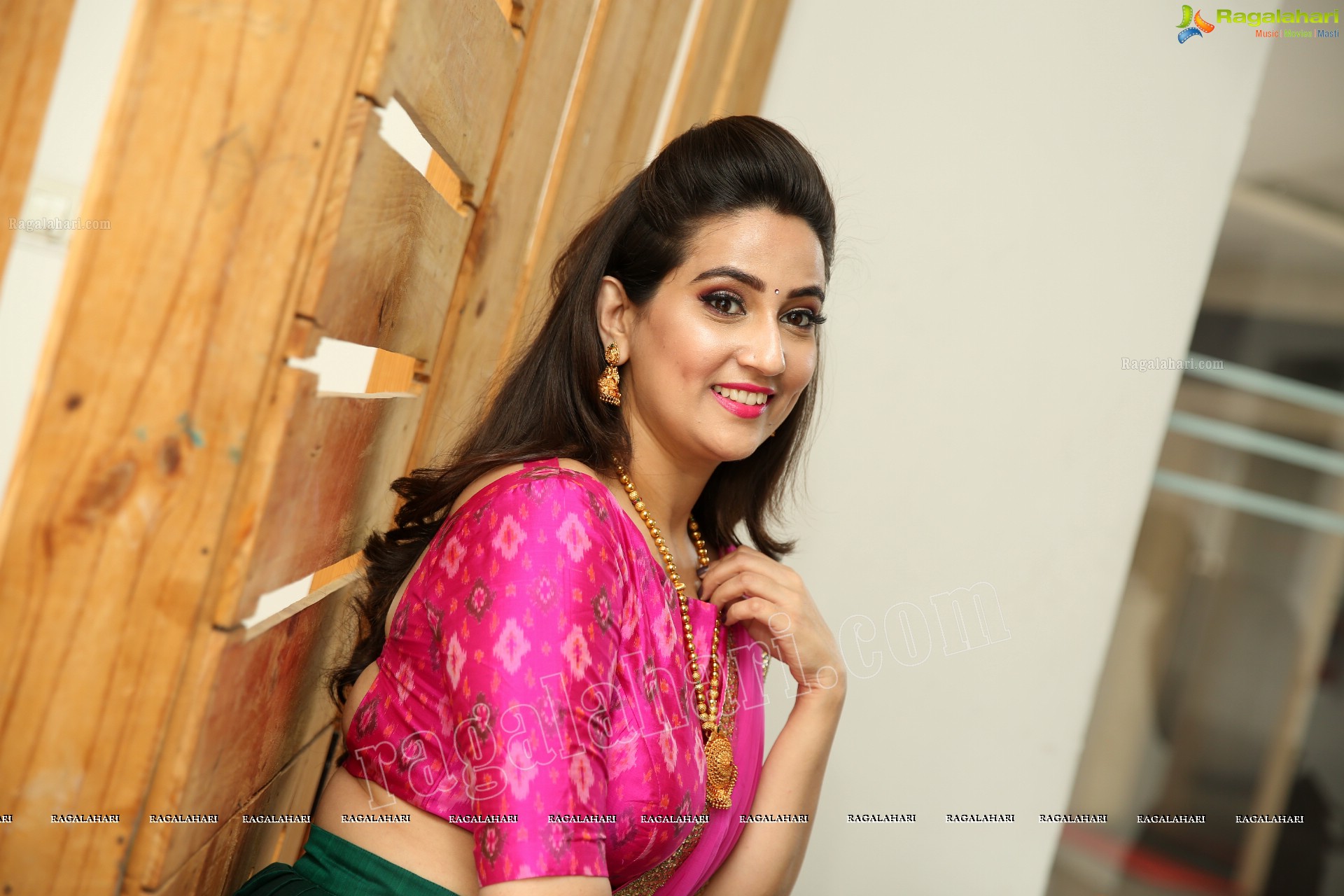 Manjusha (Exclusive Photo Shoot) (High Definition Photos)