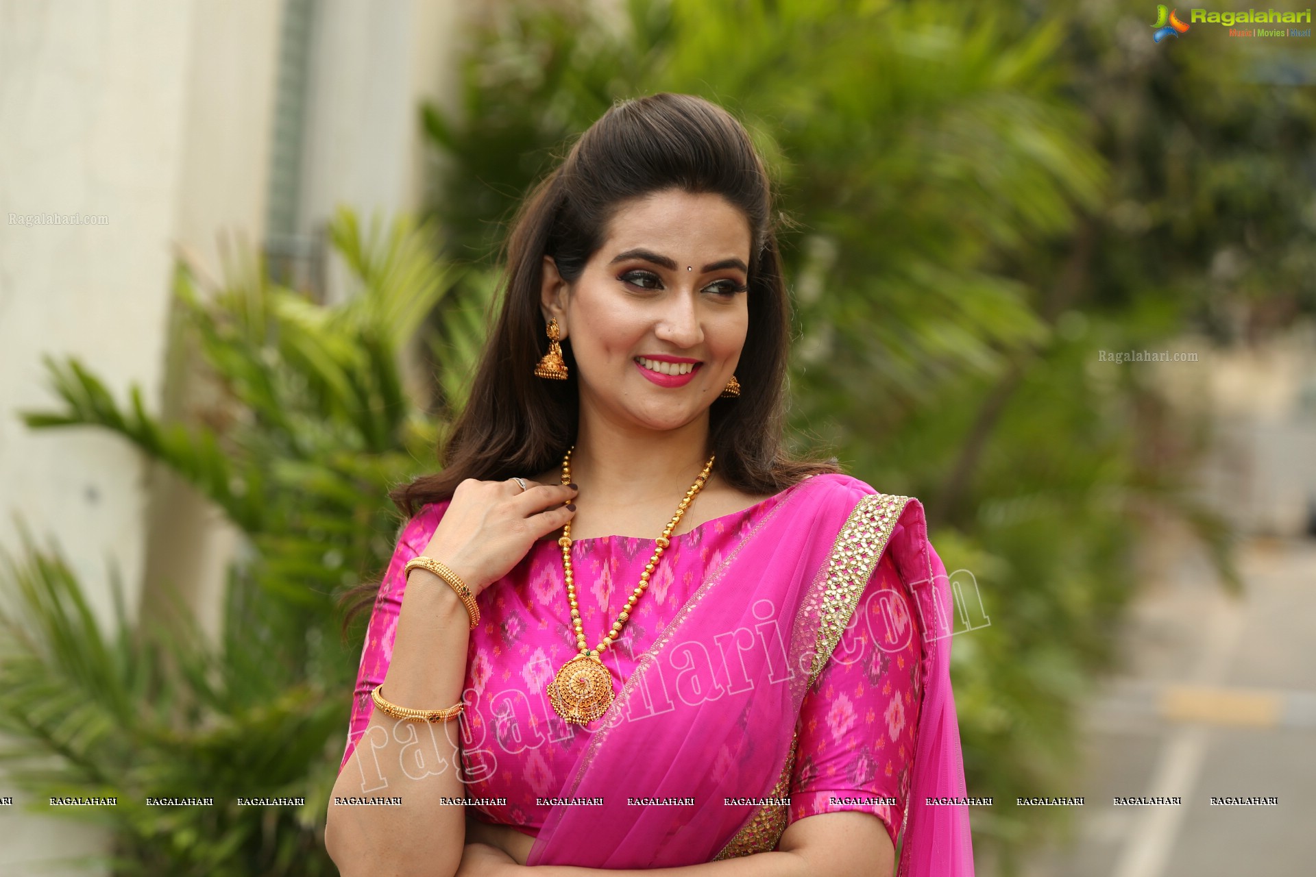 Manjusha (Exclusive Photo Shoot) (High Definition Photos)