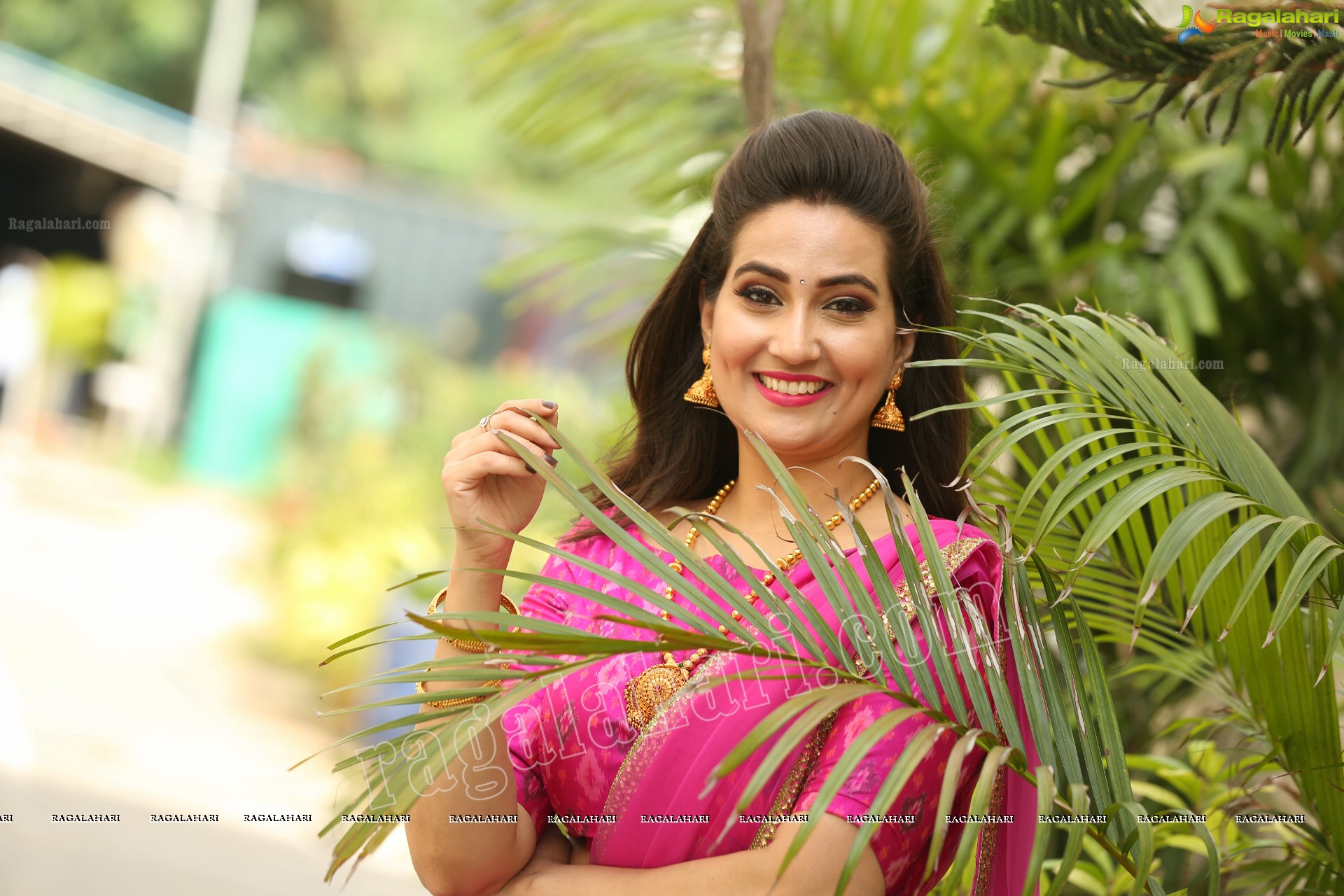 Manjusha (Exclusive Photo Shoot) (High Definition Photos)