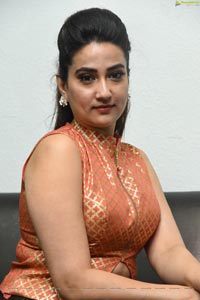 Manjusha at 2 Hours Love Pre Release Event