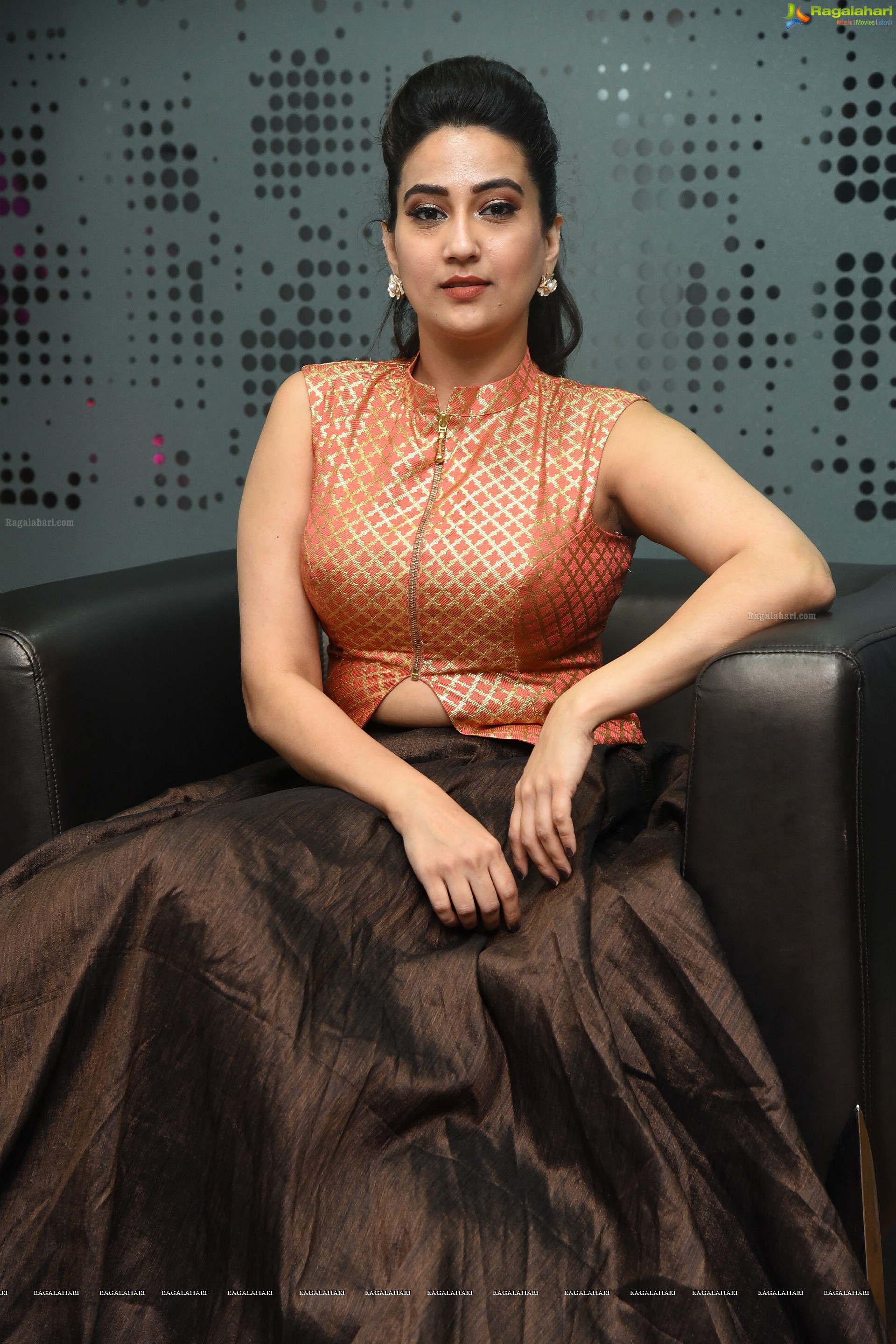 Manjusha @ 2 Hours Love Pre Release Event - HD Gallery