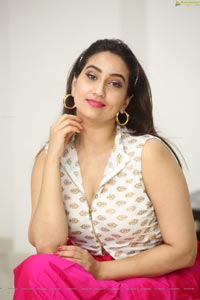 Manjusha at Kobbari Matta Pre-Release