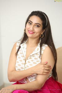 Manjusha at Kobbari Matta Pre-Release