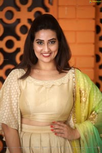 Manjusha at Chiranjeevi 63rd Birthday Celebrations