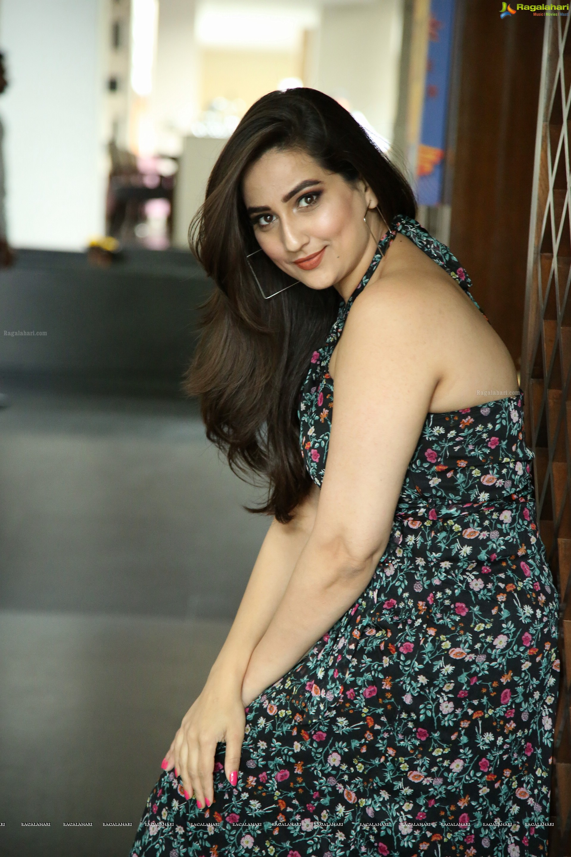 Manjusha @ Saaho Movie Press Meet - HD Gallery