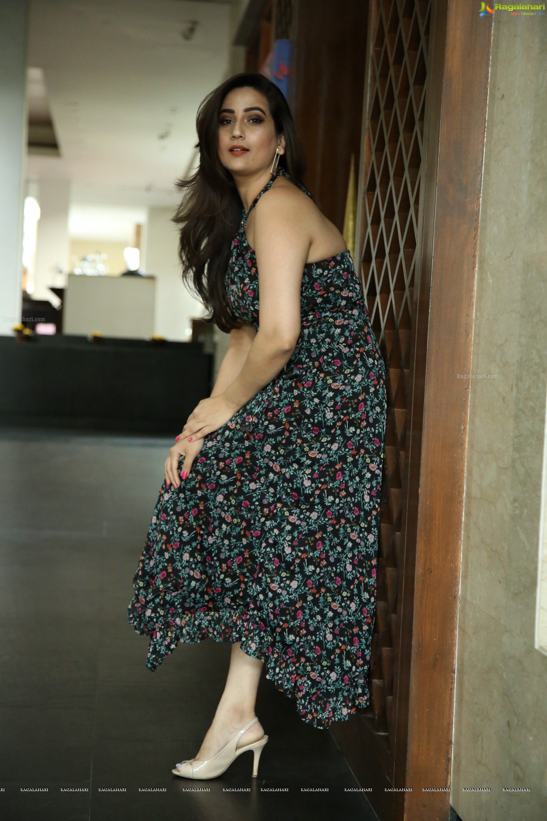 Manjusha @ Saaho Movie Press Meet - HD Gallery