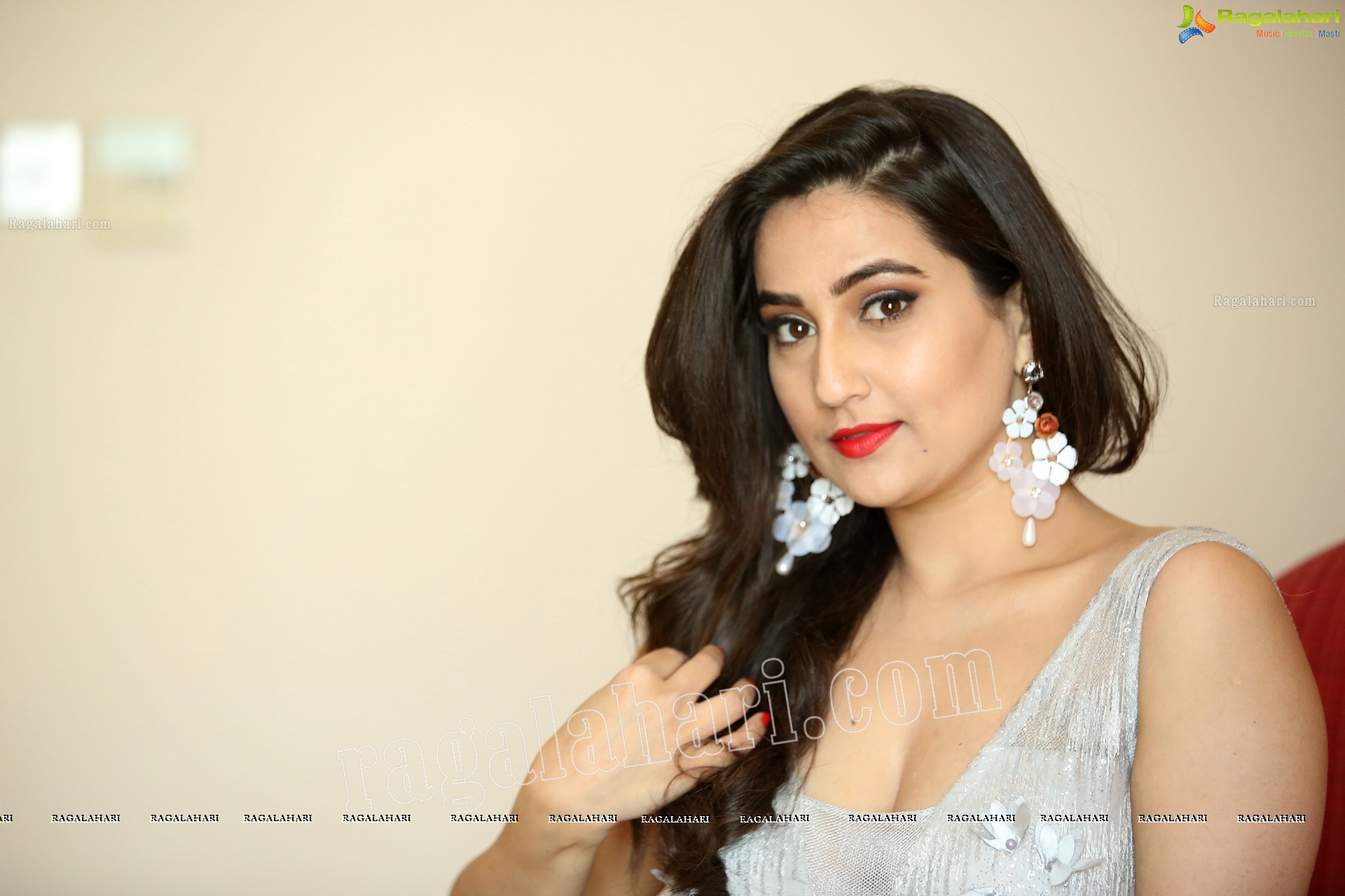 Manjusha @ SIIMA 2019 (Exclusive) (High Definition Photos)