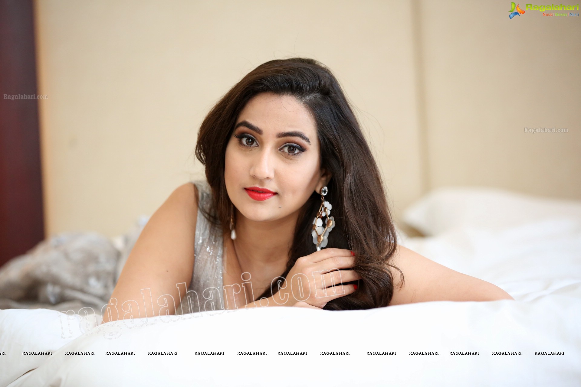 Manjusha @ SIIMA 2019 (Exclusive) (High Definition Photos)