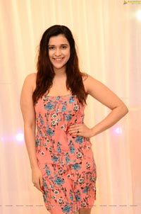 Mannara Chopra