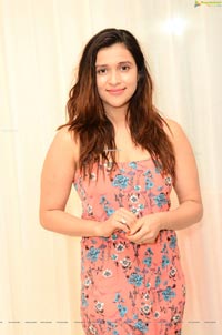 Mannara Chopra