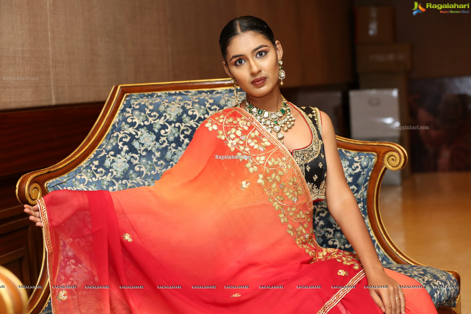 Meenal @ Royal Fables Exhibition - HD Gallery