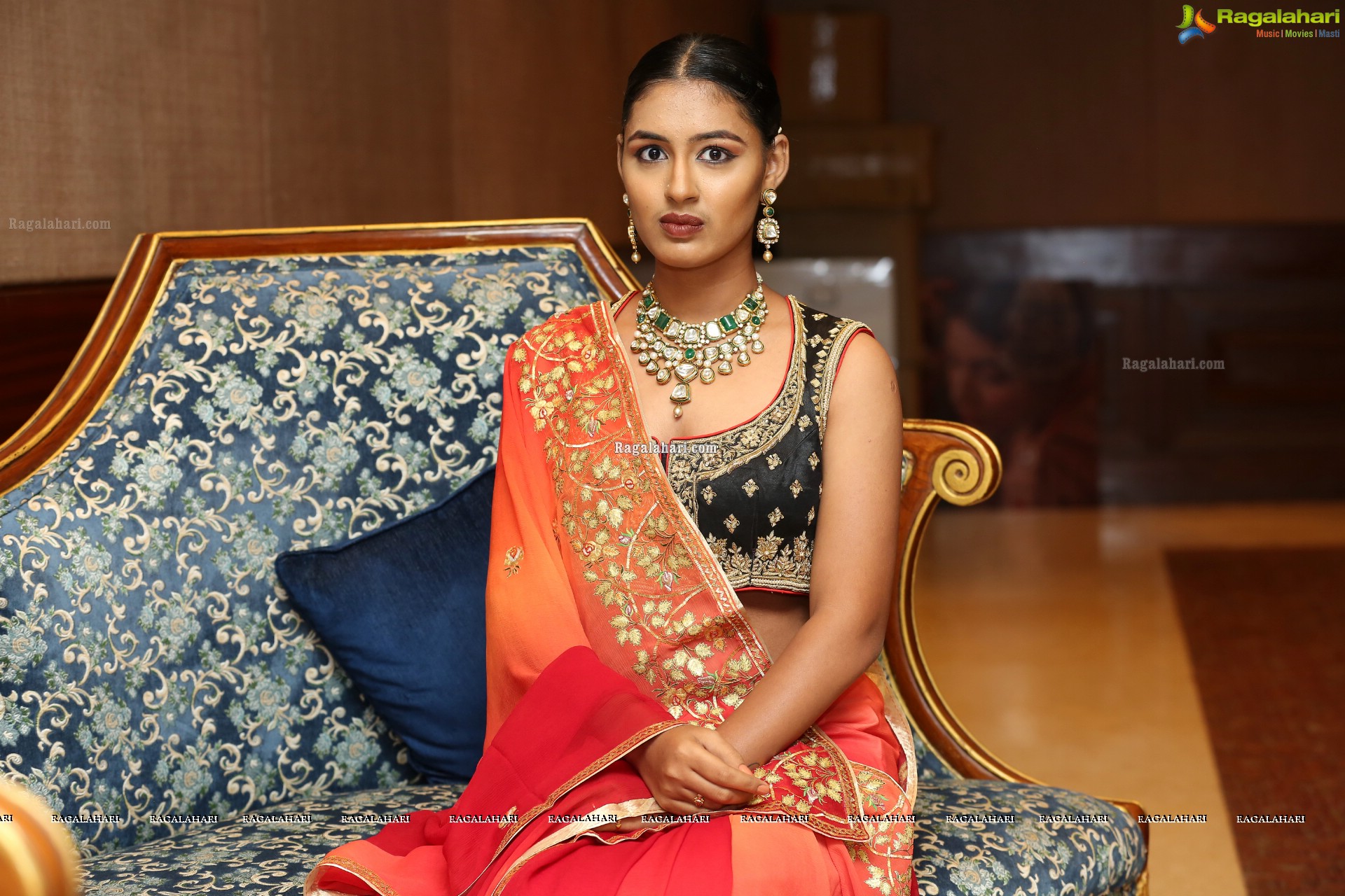 Meenal @ Royal Fables Exhibition - HD Gallery