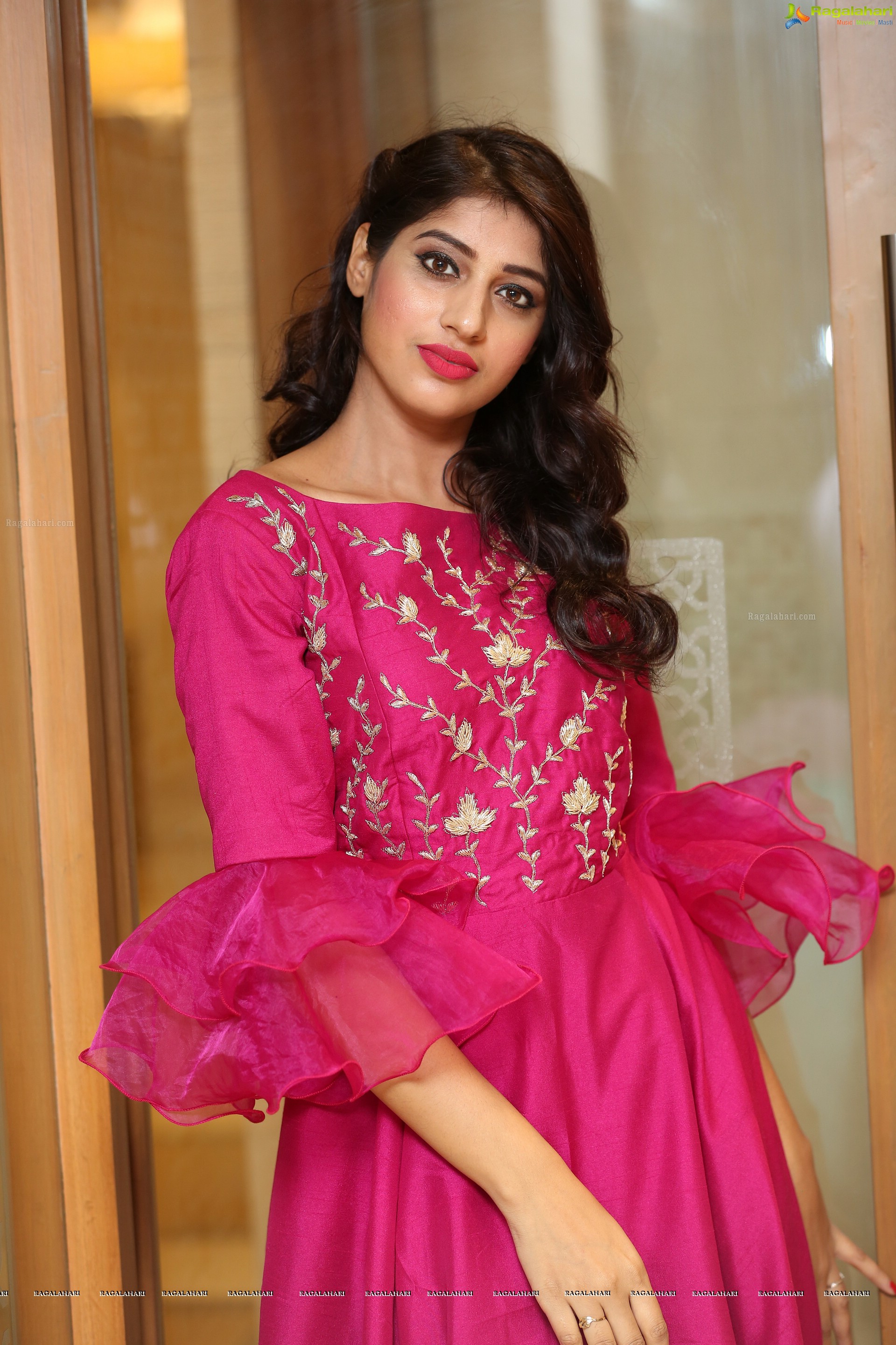 Naziya Khan @ Sutraa Fashion & Lifestyle Expo Curtain Raiser - HD Gallery