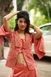 Pooja Solanki at Edaina Jaragochu Trailer Launch