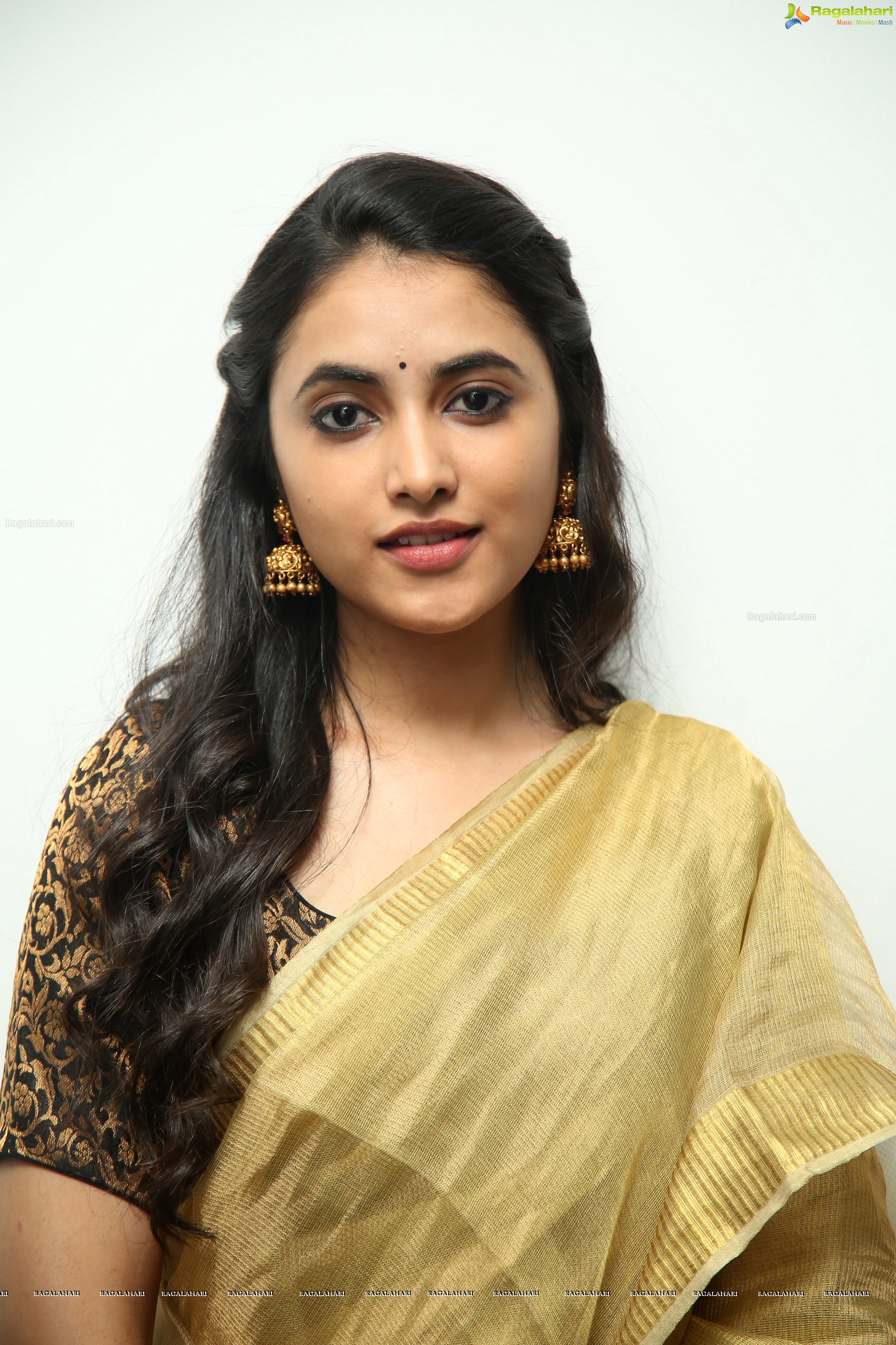 Priyanka Arul Mohan @ Gang Leader Movie Press Meet - HD Gallery