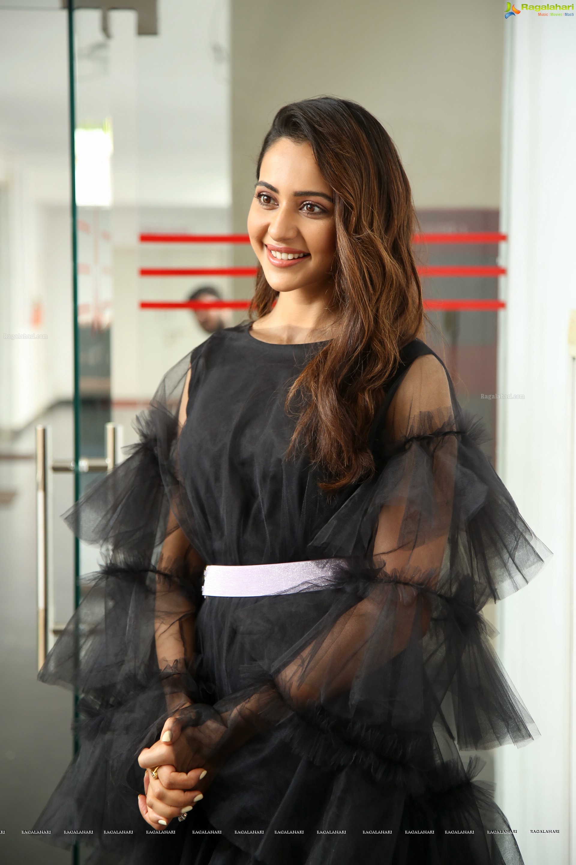 Rakul Preet Singh @ Manmadhudu 2 Interview - HD Gallery