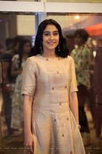 Regina Cassandra at BeautyLand