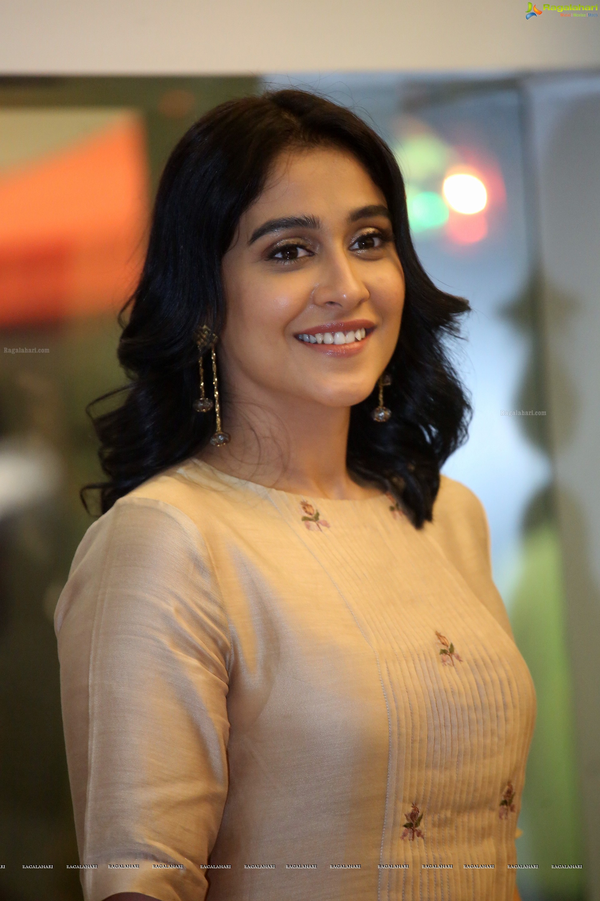 Regina Cassandra @ BeautyLand at JRC Convention Centre - HD Gallery