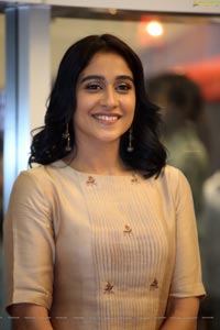 Regina Cassandra at BeautyLand