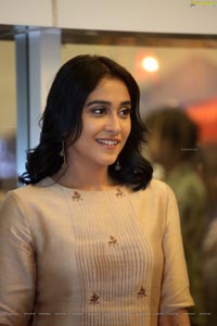 Regina Cassandra at BeautyLand