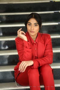 Regina Cassandra at Evaru Movie Interview