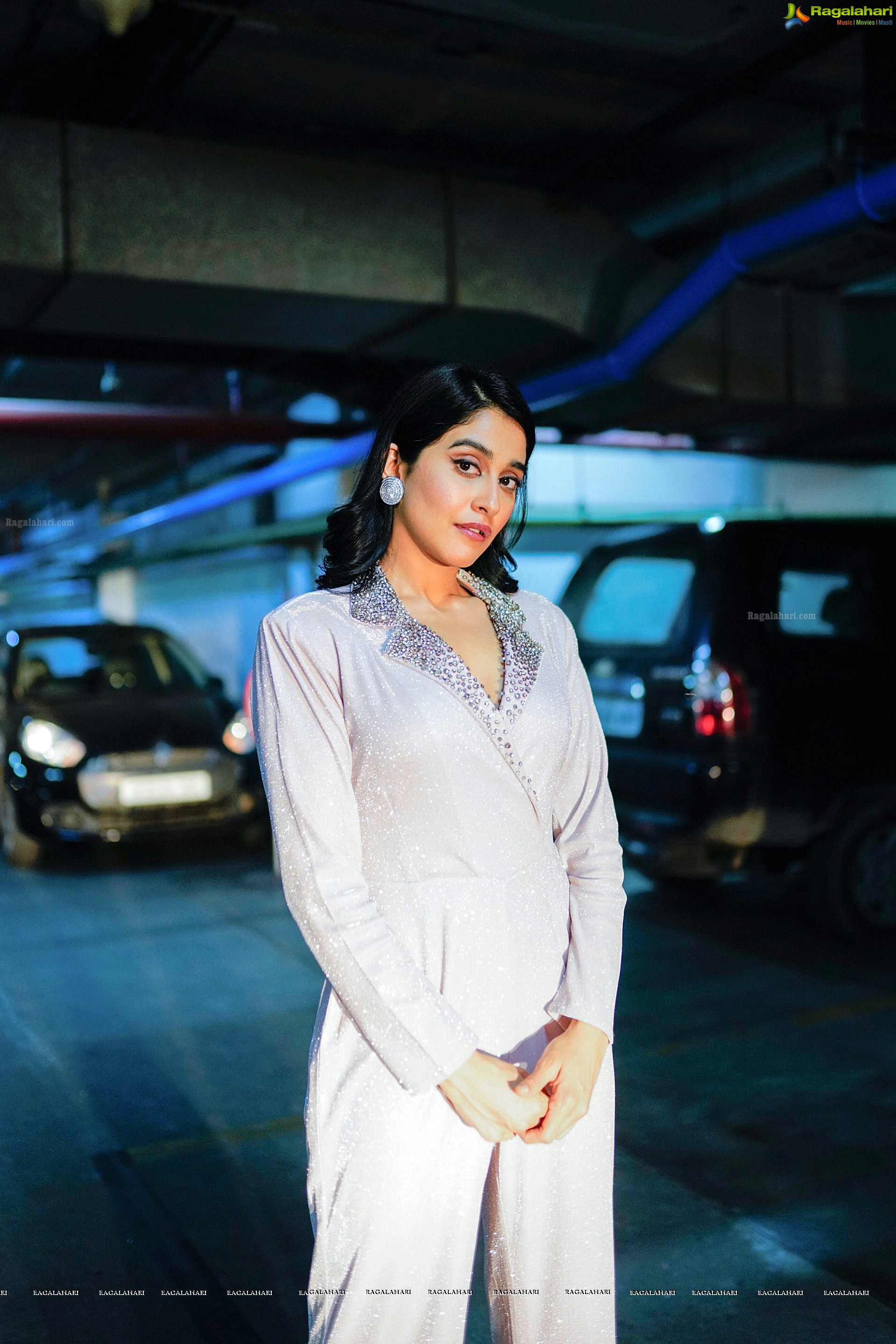 Regina Cassandra (High Definition Photos)