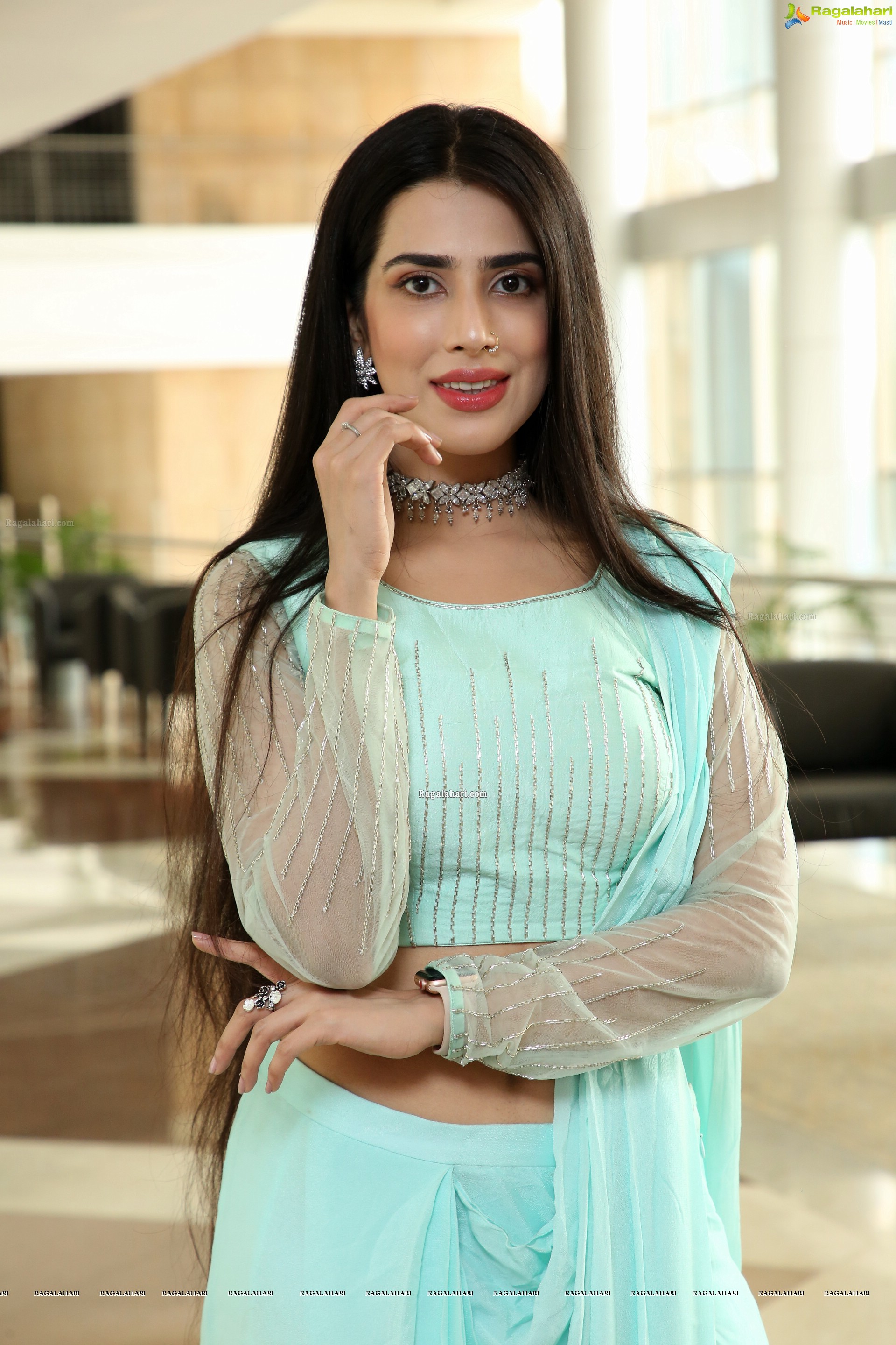 Saloni Misra @ Hi-Life Exhibition Curtain Raiser & Fashion Show - HD Gallery