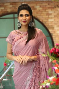 Sandhya Thota at Swaroopa Reddy Boutique Launch