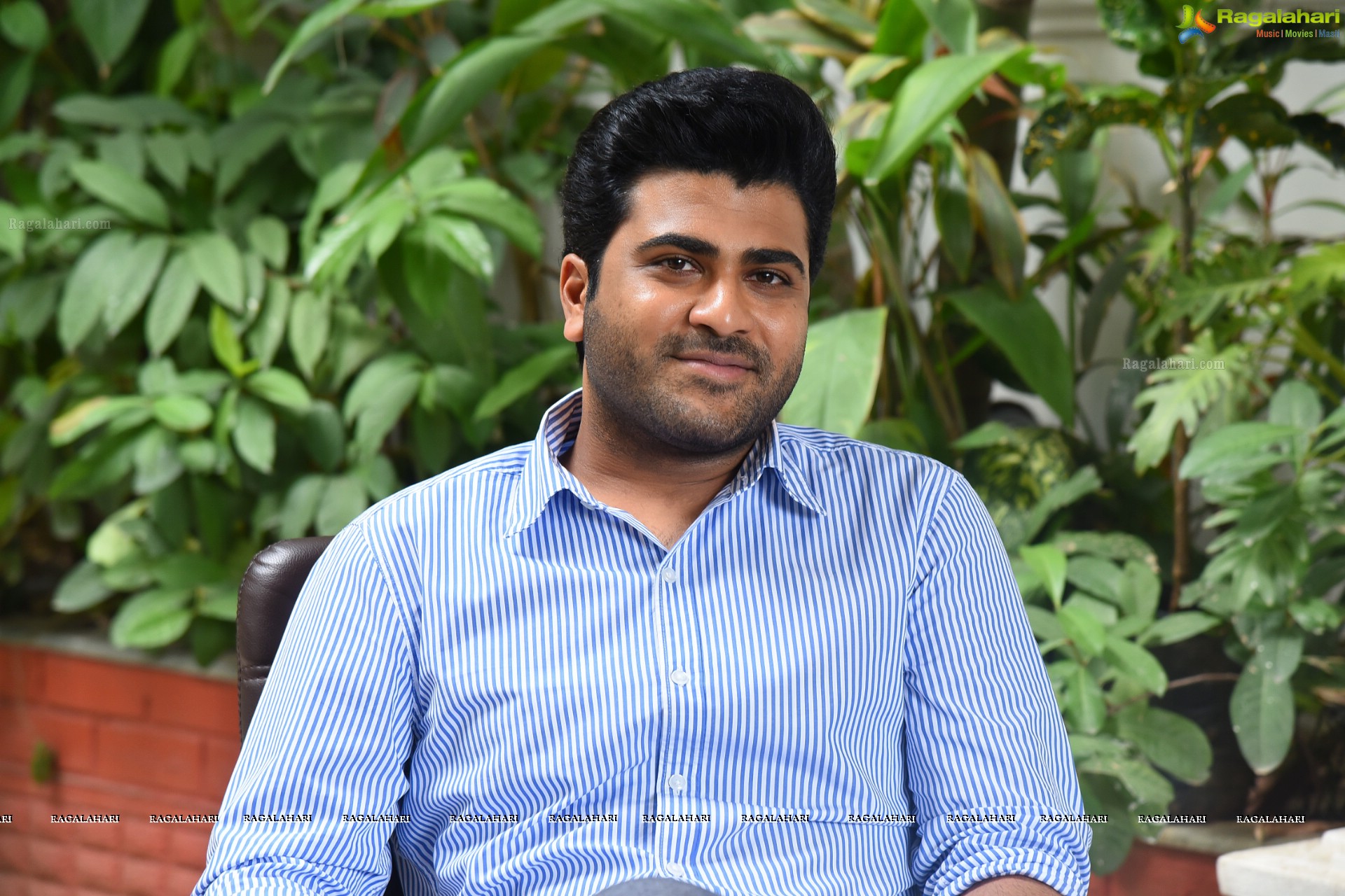 Sharwanand @ Ranarangam Interview