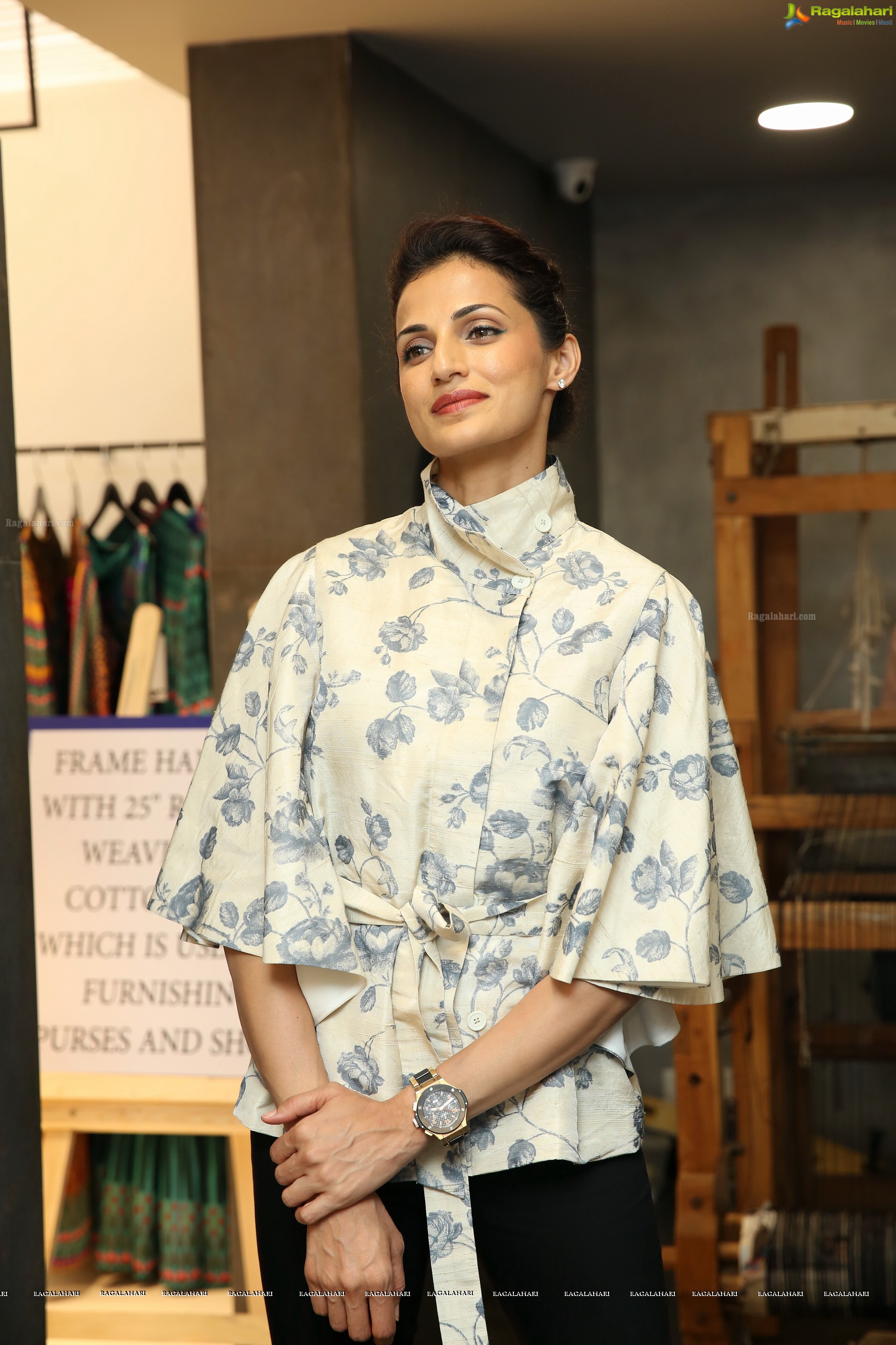 Shilpa Reddy @ National Handloom Day Celebrations at Elahe Urban - HD Gallery