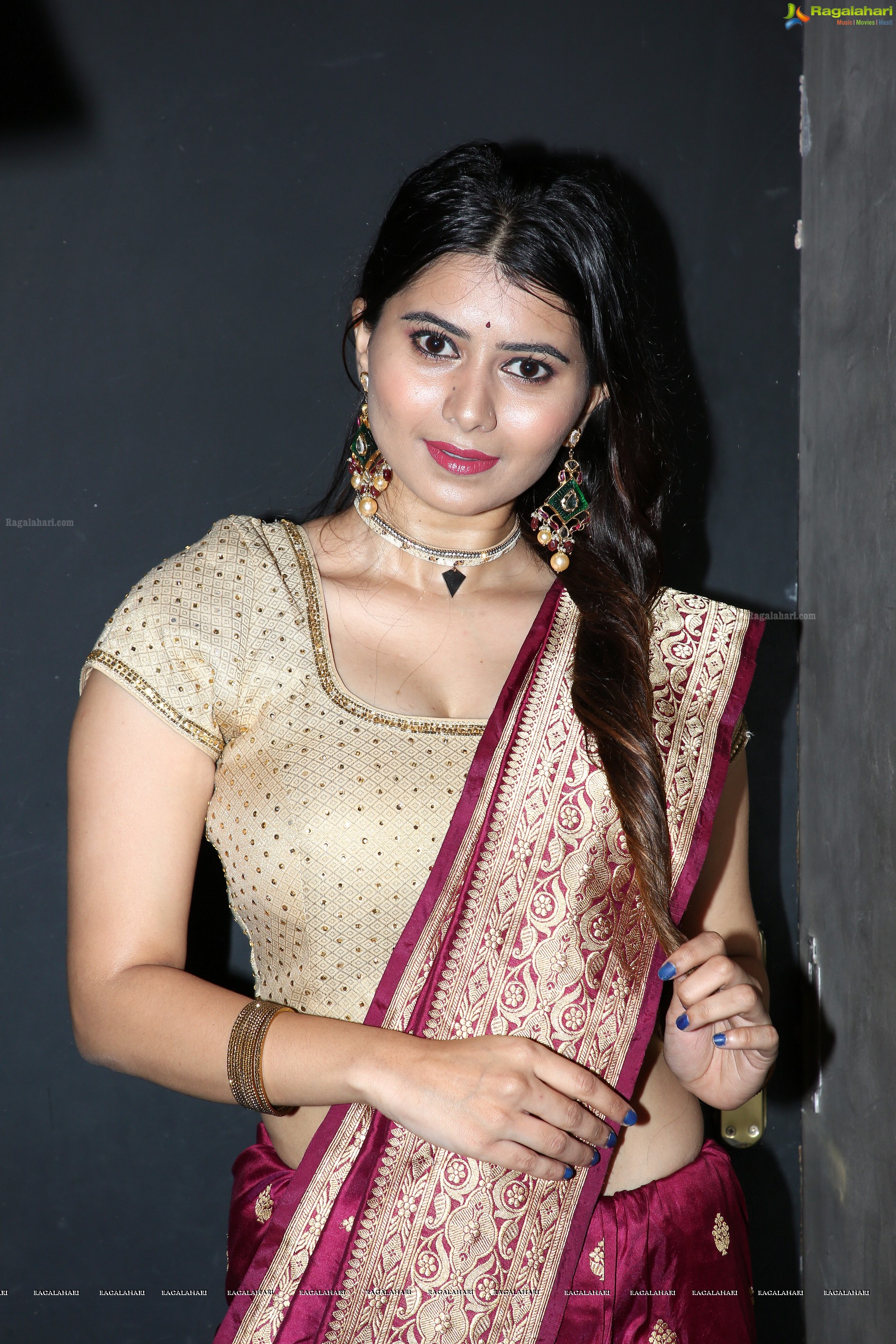 Shraddha Sharma @ Rajyalakshmi Gubba's Special Collection Launch - HD Gallery