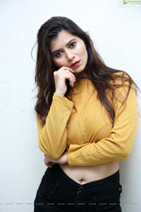 Shraddha Sharma Photoshoot