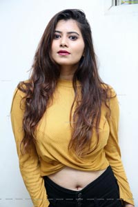 Shraddha Sharma Photoshoot