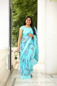 Sonia Chowdary at Ninnu Thalachi Teaser Launch