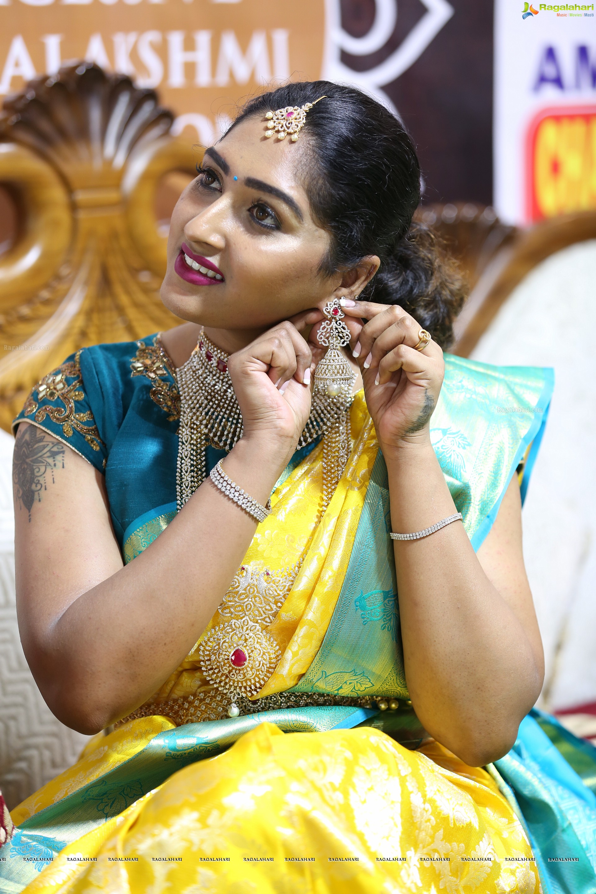 Sowmya Yadav @ Chandana Brothers New Collection Launch - HD Gallery