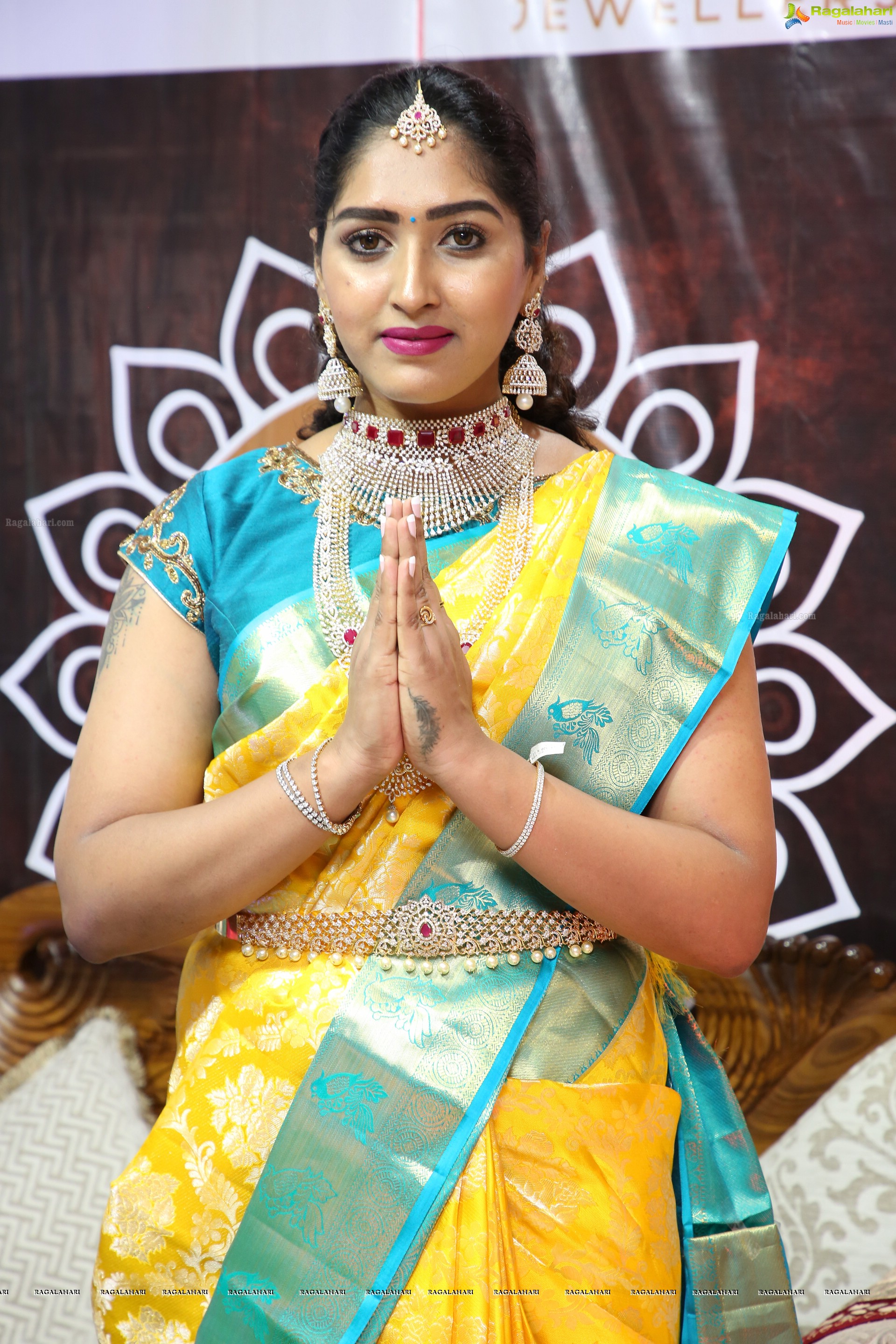 Sowmya Yadav @ Chandana Brothers New Collection Launch - HD Gallery