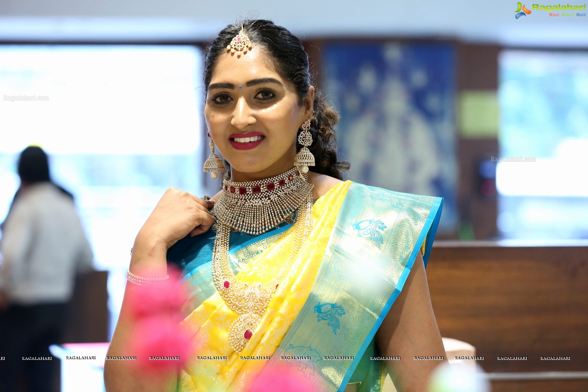 Sowmya Yadav @ Chandana Brothers New Collection Launch - HD Gallery