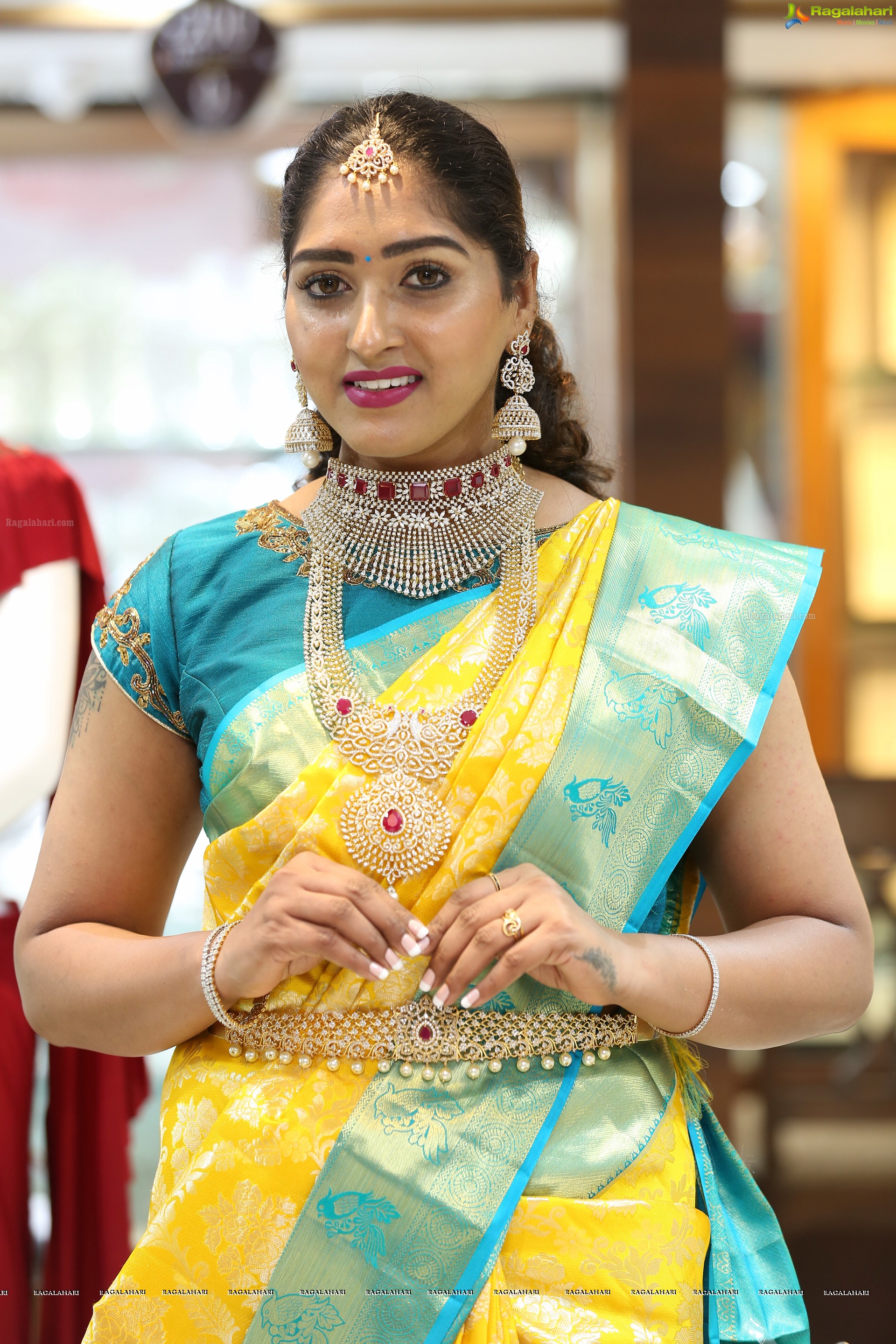 Sowmya Yadav @ Chandana Brothers New Collection Launch - HD Gallery