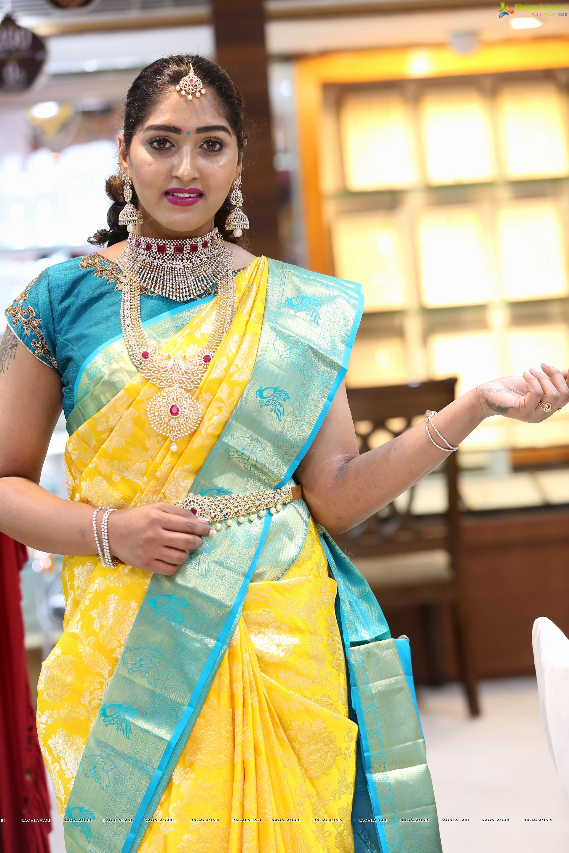 Sowmya Yadav @ Chandana Brothers New Collection Launch - HD Gallery