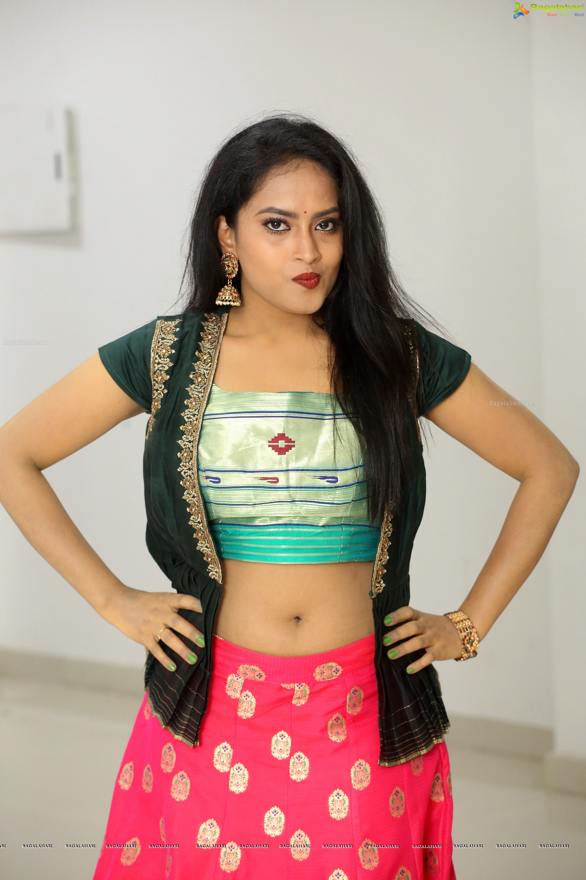 Sravani Kondapalli @ Kobbari Matta Pre-Release - HD Gallery