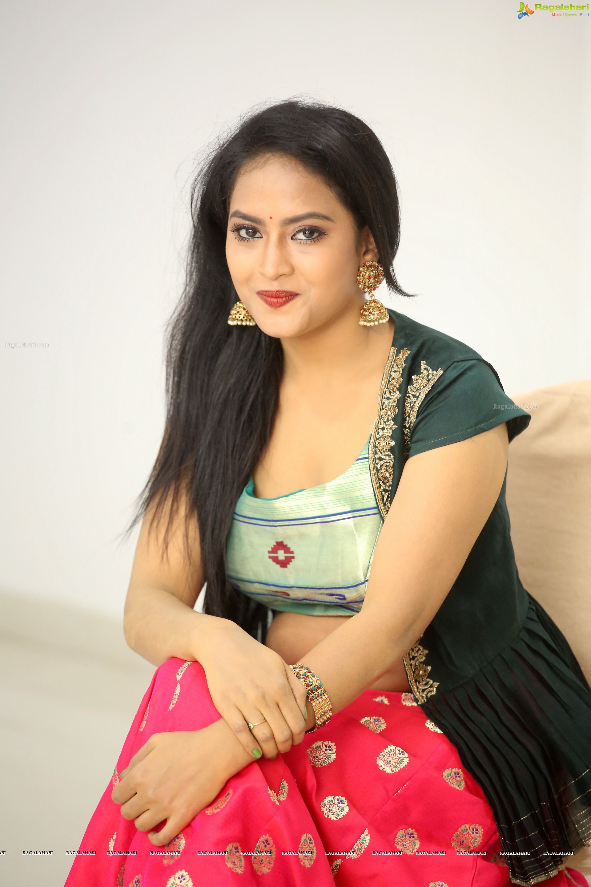 Sravani Kondapalli @ Kobbari Matta Pre-Release - HD Gallery