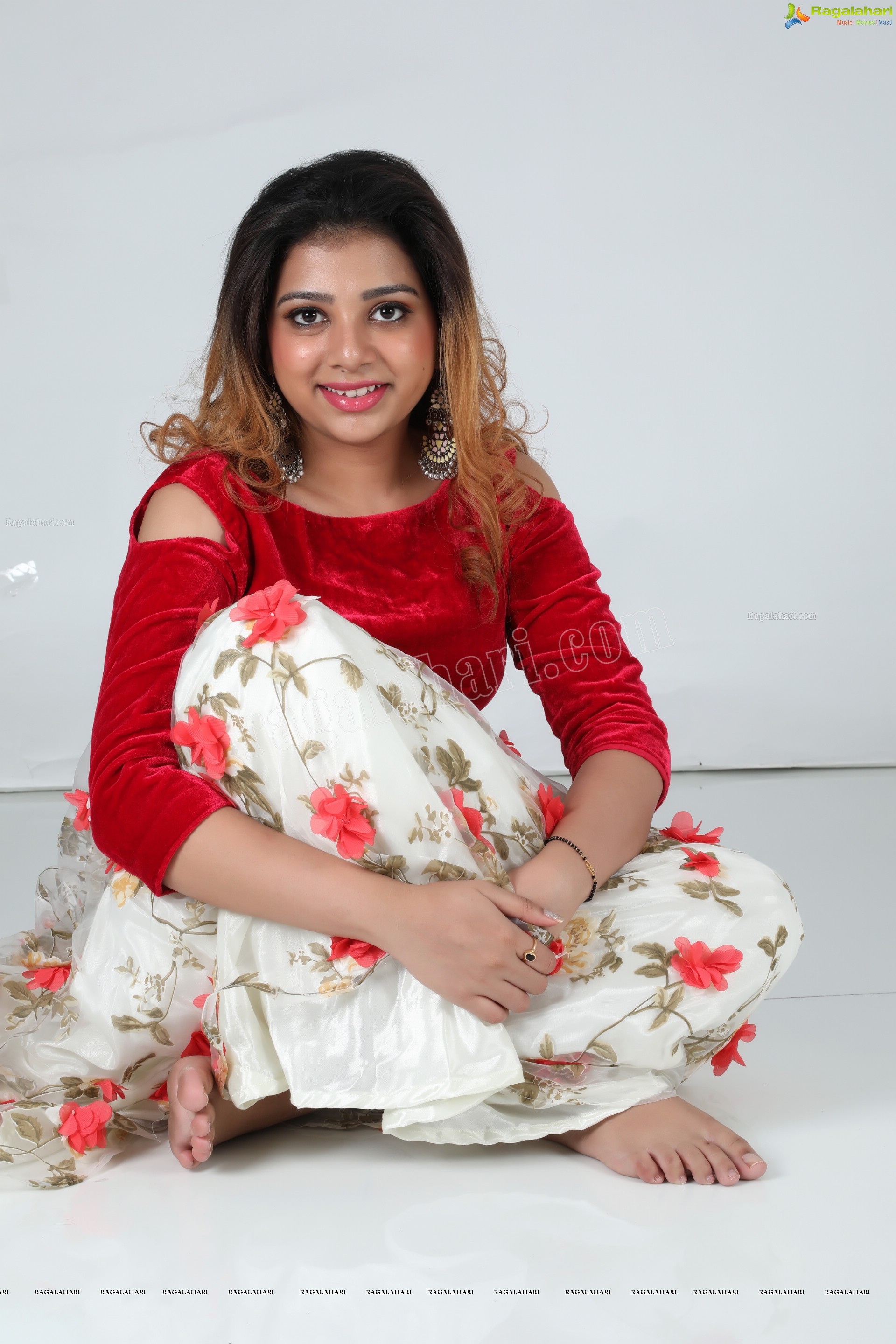 Nameera Mohammed (Exclusive Photo Shoot) (High Definition Photos)