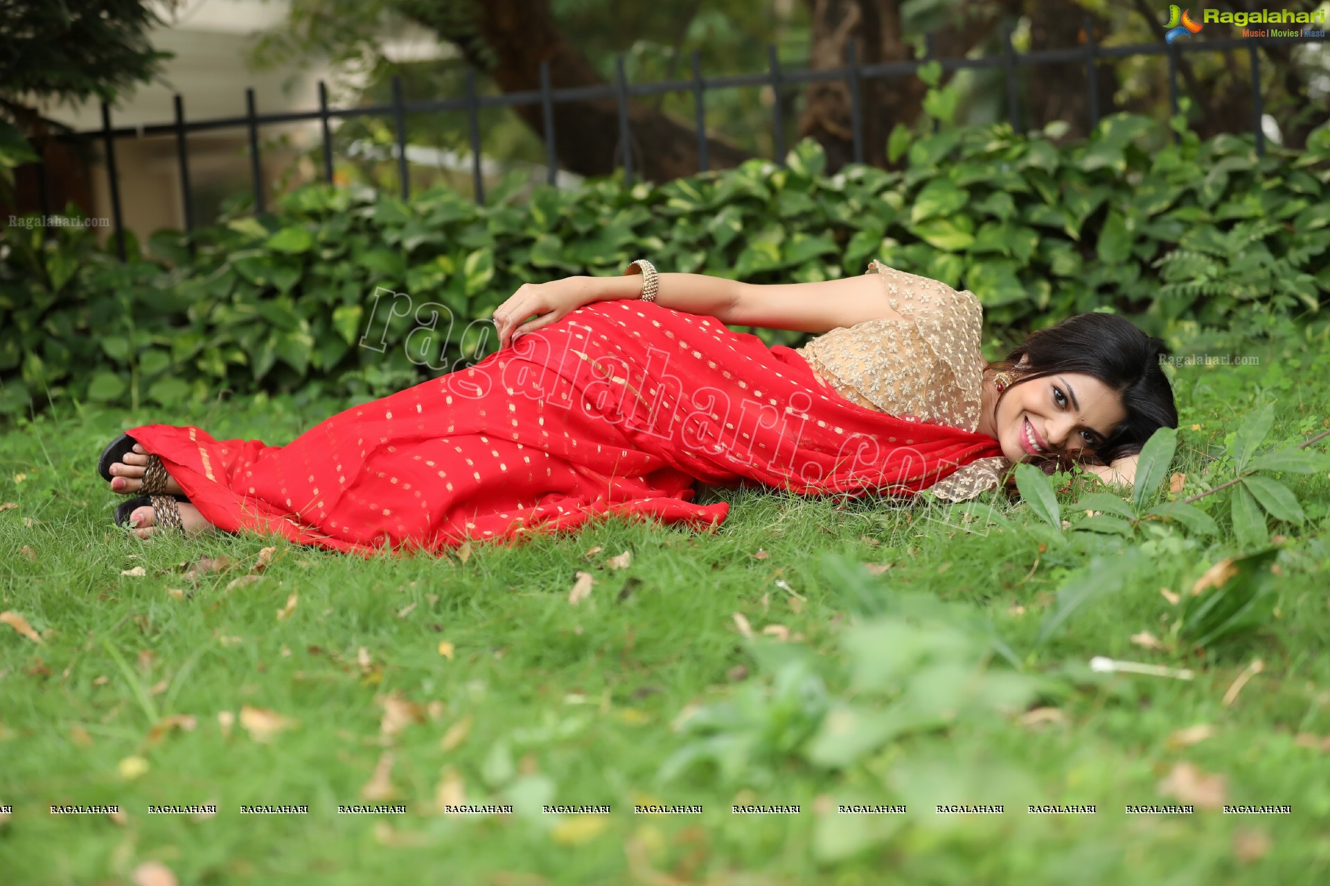 Sahithi Jadi (Exclusive Photo Shoot) (High Definition Photos)