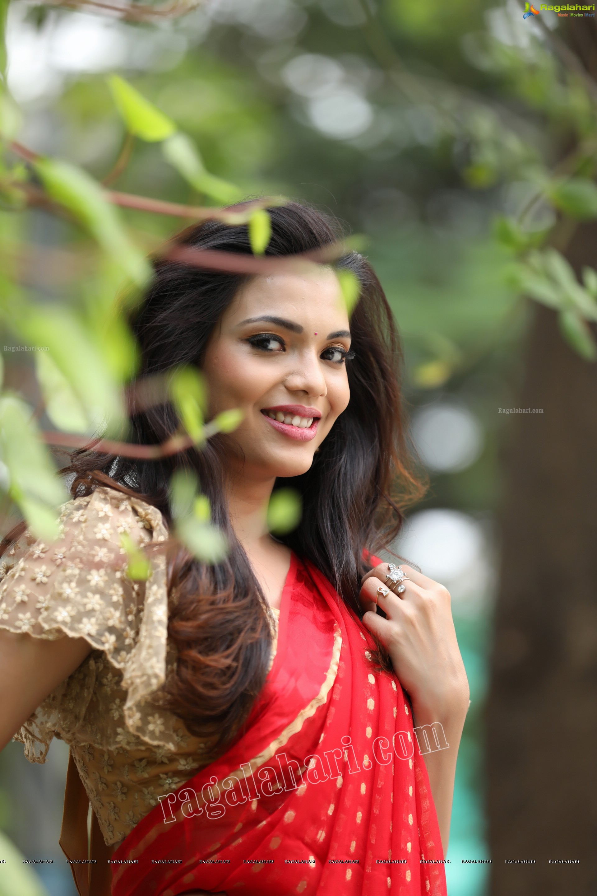 Sahithi Jadi (Exclusive Photo Shoot) (High Definition Photos)