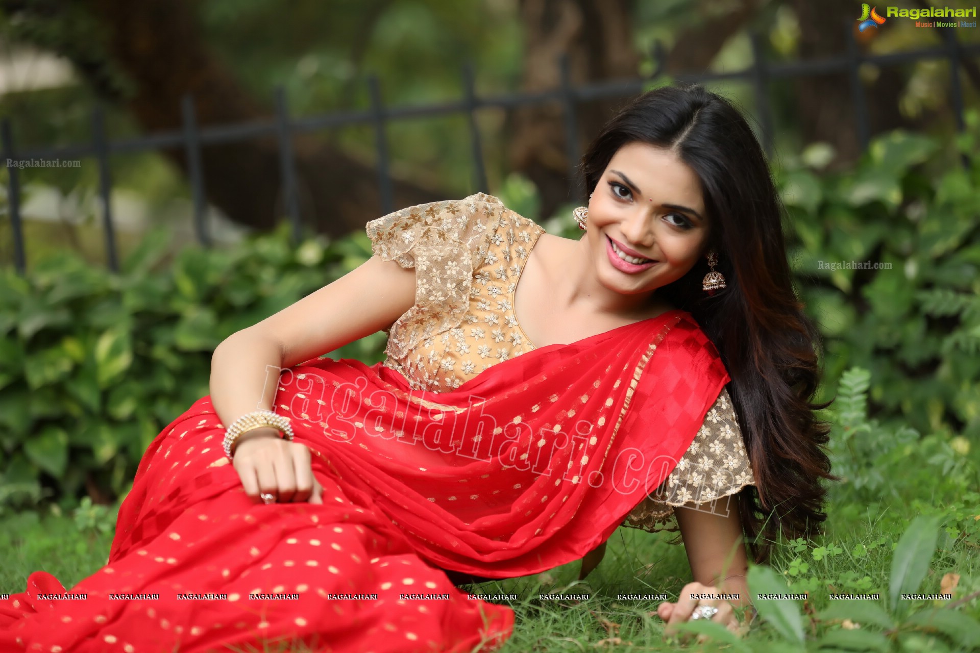 Sahithi Jadi (Exclusive Photo Shoot) (High Definition Photos)