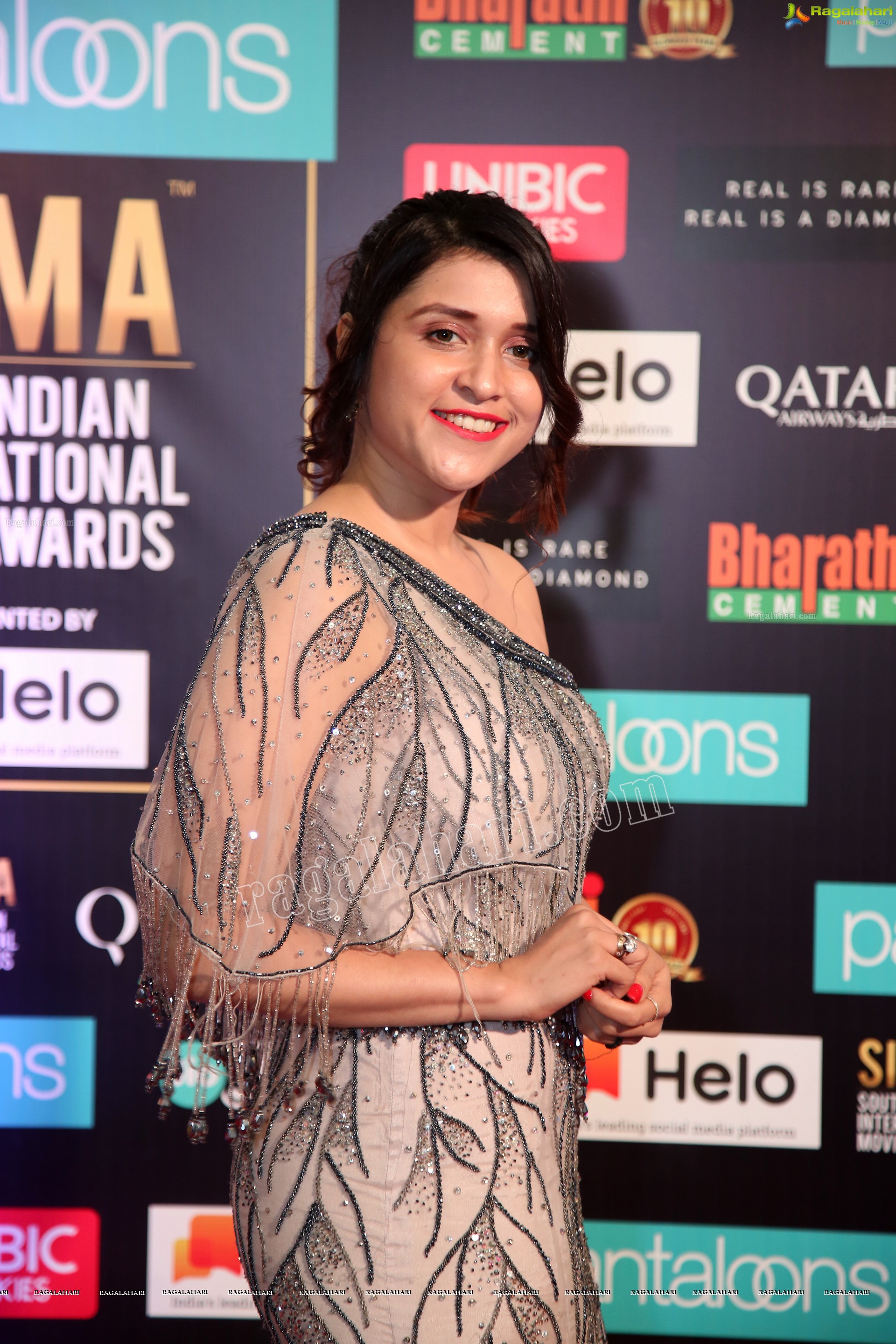 Mannara Chopra at SIIMA 2019
