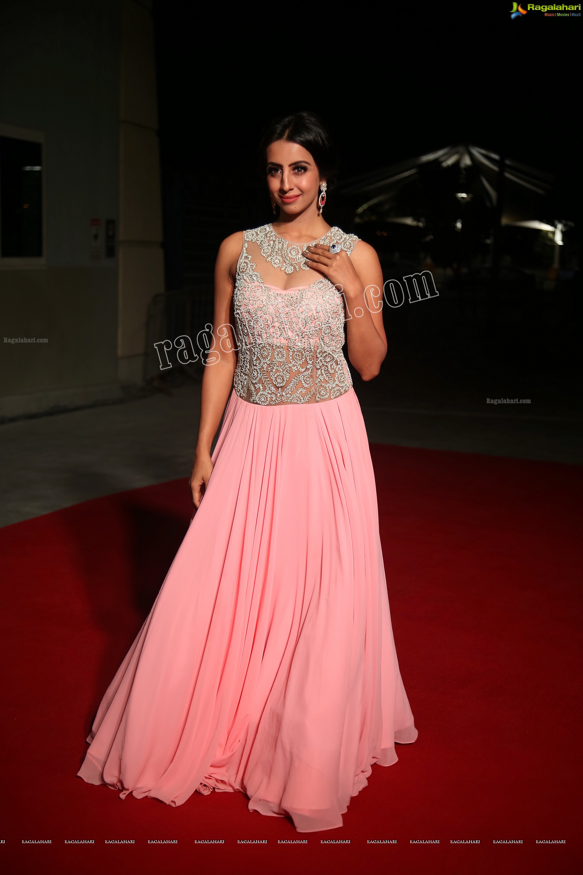 Sanjjanaa at SIIMA 2019