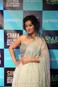 Tejaswini Prakash at SIIMA 2019